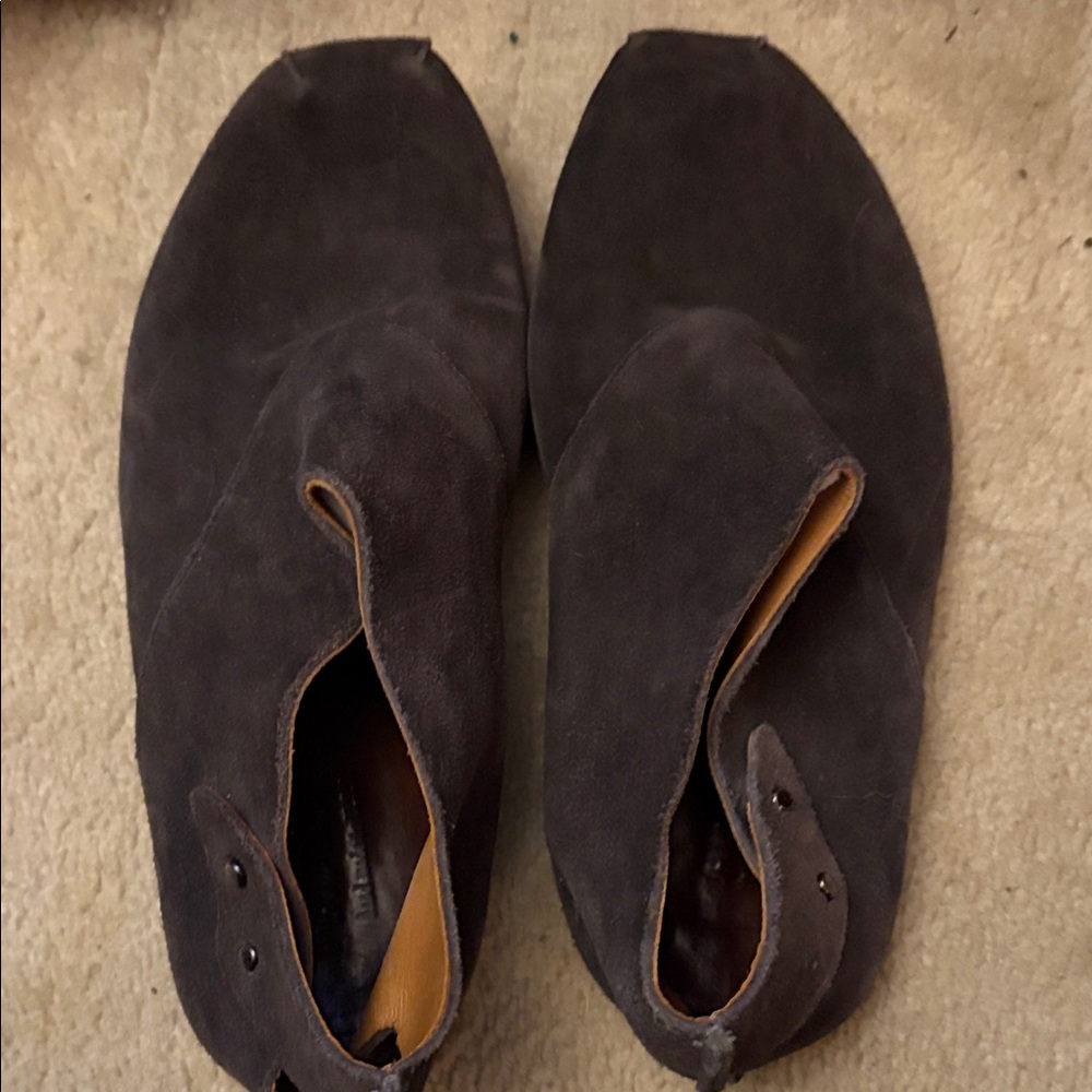 Men's Suede Chukka Boots in Dark Brown Suede